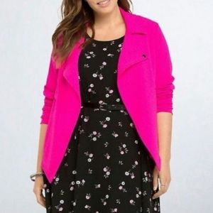 Size 1 Torrid Hot Pink Blazer